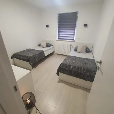 Nikol Semesterbostad