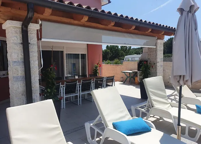 Casa de Férias Nikol *