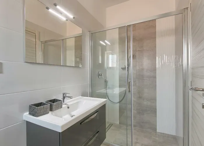 Ferienhaus Holiday Nikol *