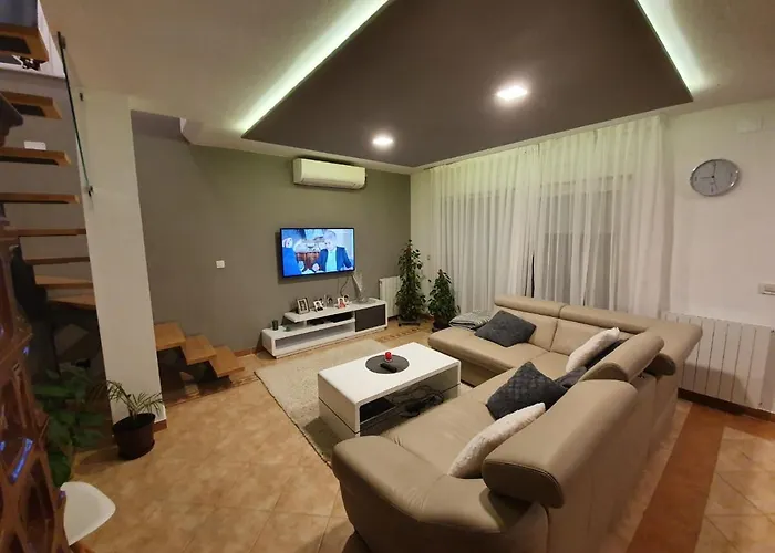 Holiday home Holiday Nikol